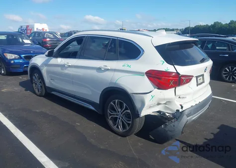 2016 BMW X1 xDrive28I из США, поврежденный, VIN WBXHT3C30GP889176